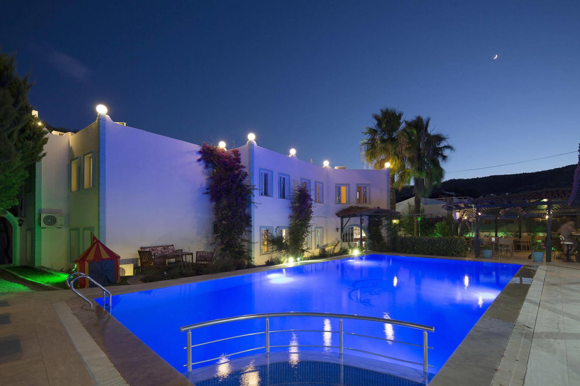 Istanbul Hotel Bodrum Тюркбюкю Экстерьер фото